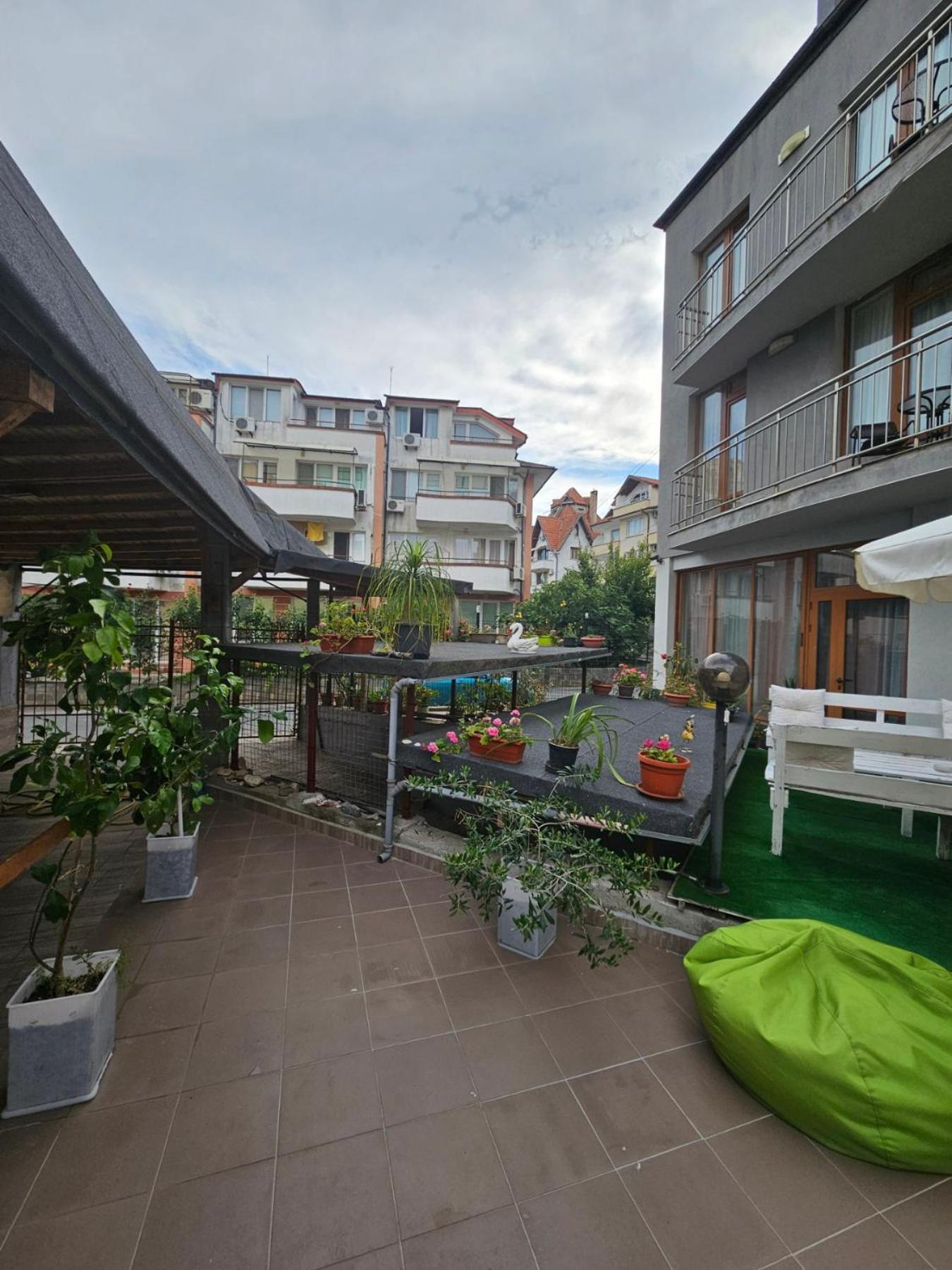 Guest House Petrovi Ravda Dış mekan fotoğraf