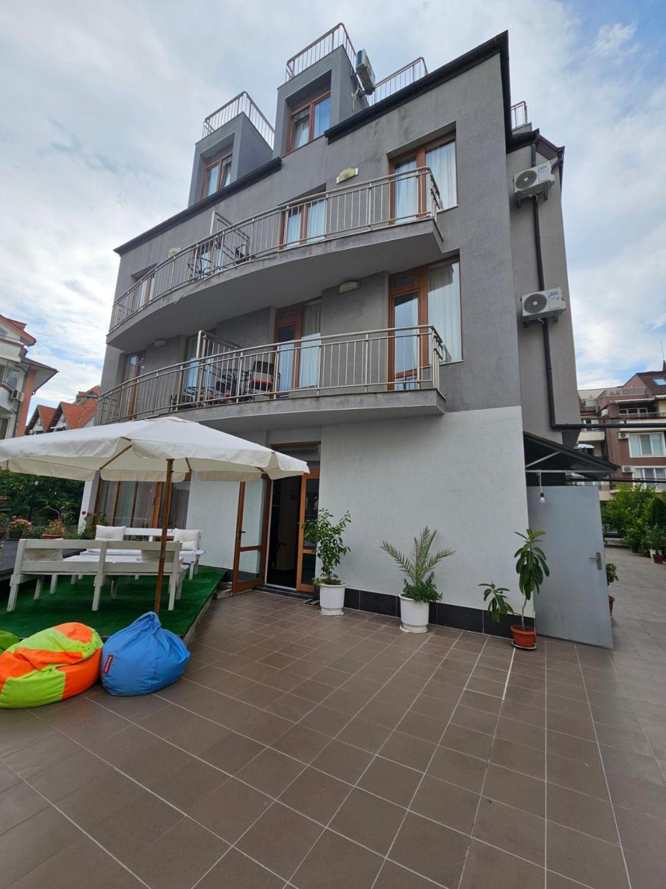 Guest House Petrovi Ravda Dış mekan fotoğraf