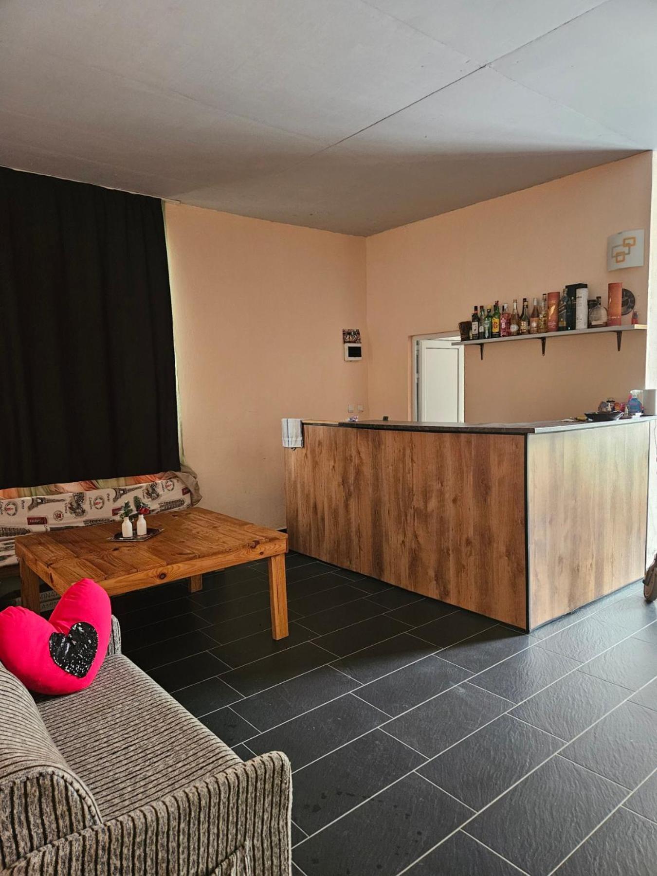 Guest House Petrovi Ravda Dış mekan fotoğraf